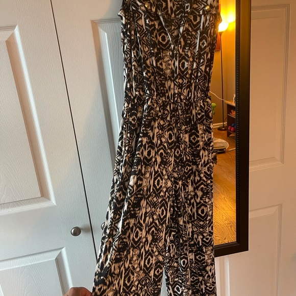 Jumpsuit - Picture 3 of 3